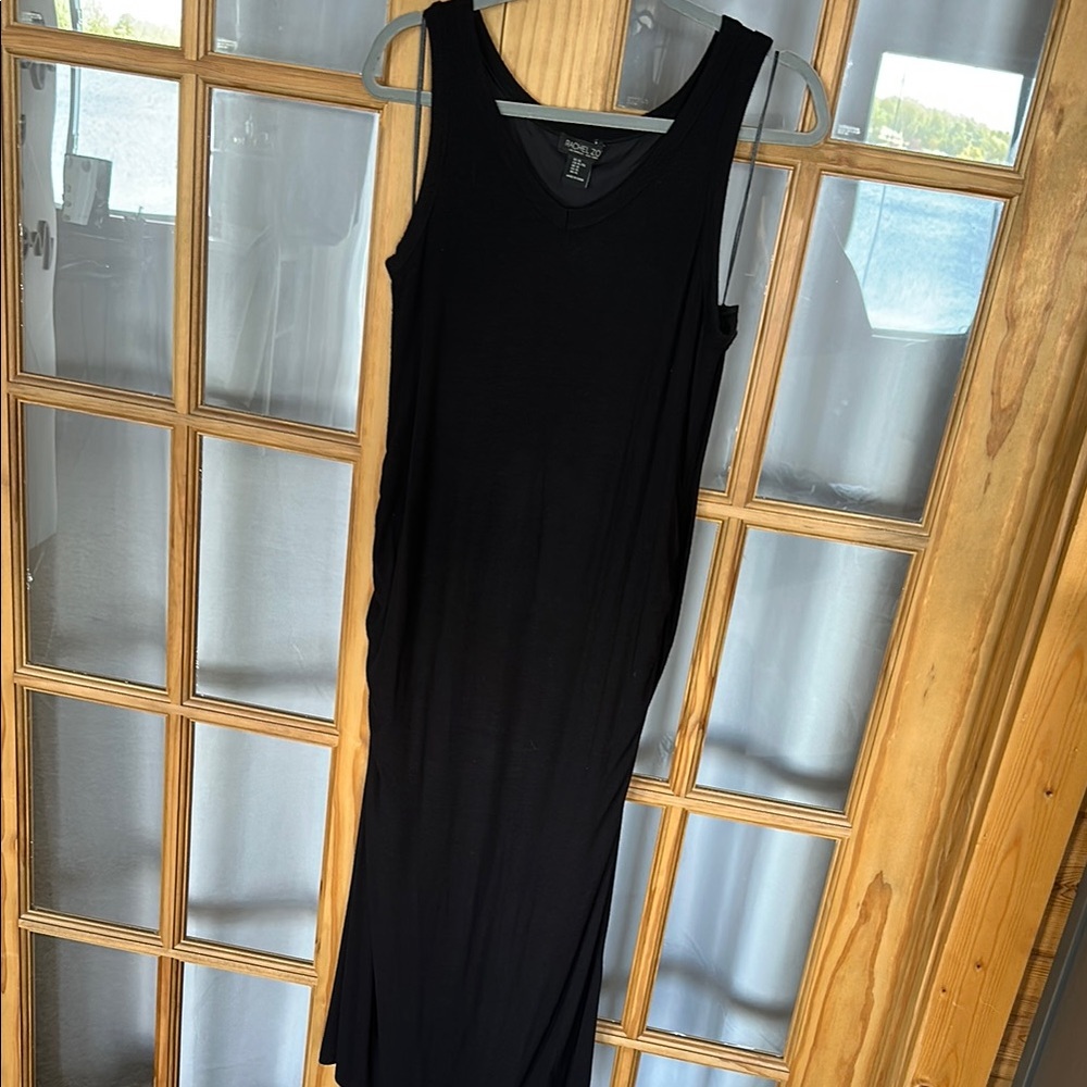 Black Sleeveless Dress